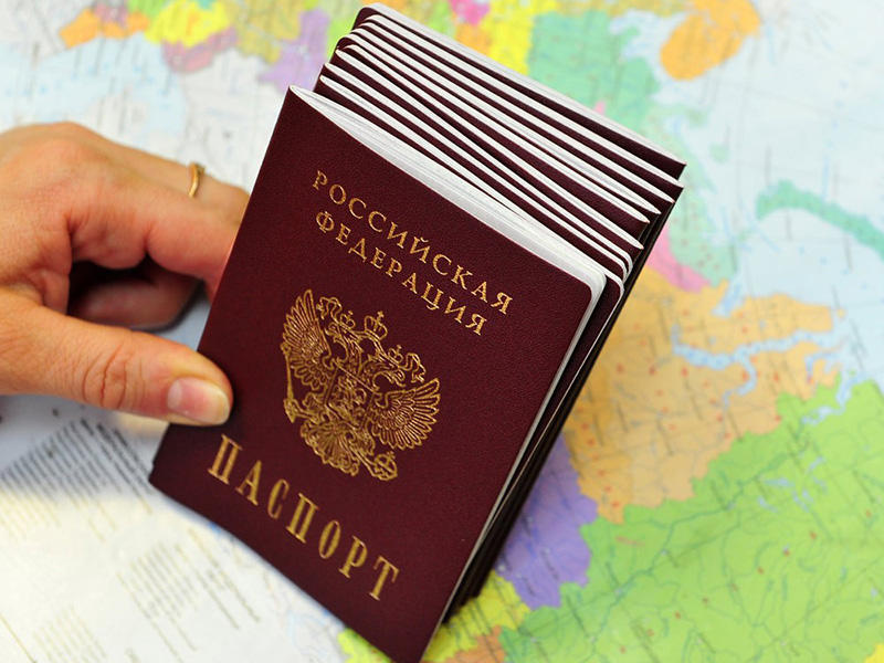 Как получить гражданство РФ всего за 5 месяцев через статус соотечественника
